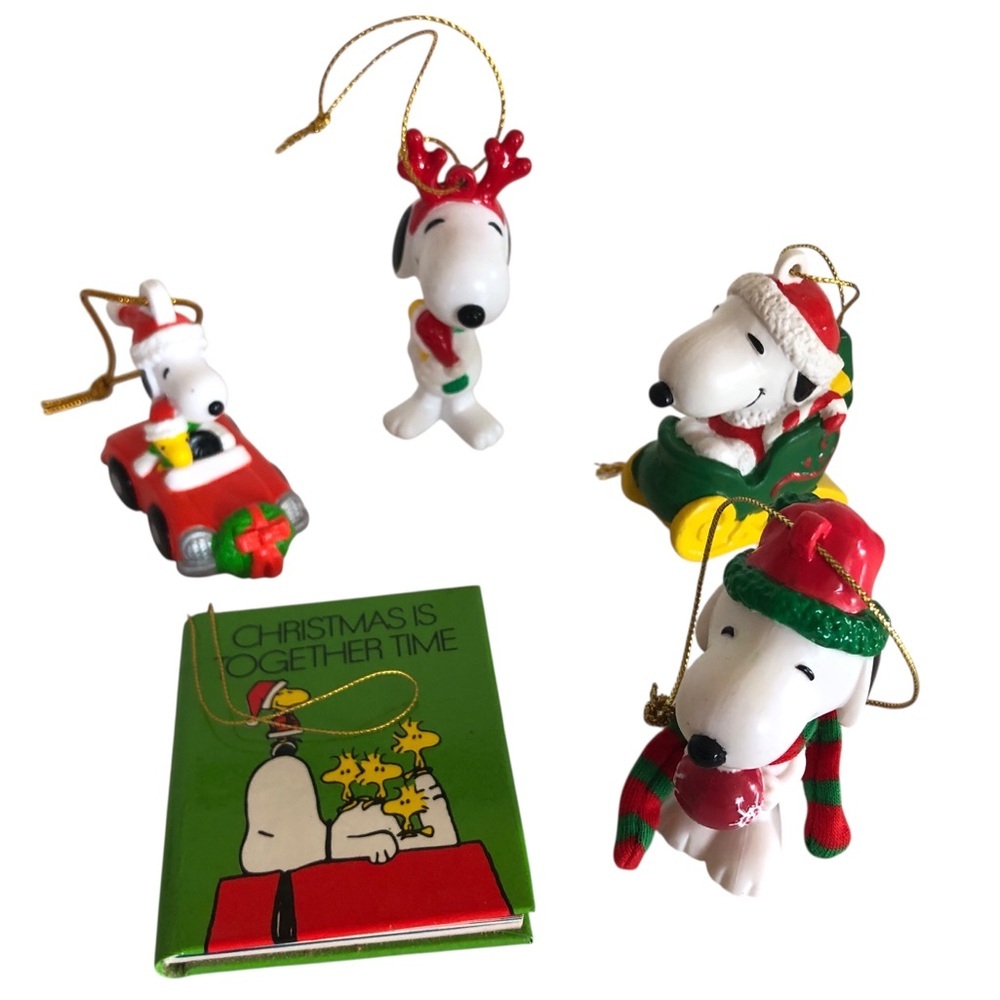 VINTAGE 80s 90s Lot of 5 Peanuts Snoopy Christmas Ornaments 4 Whitmans and Book